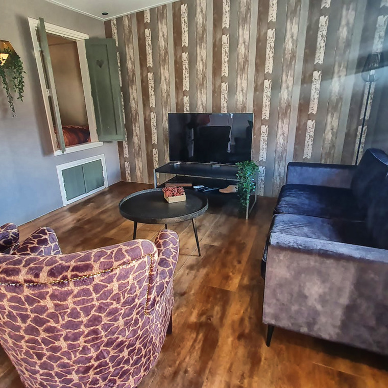 Interieur-Oosterbos-Huisje-760x760.jpg